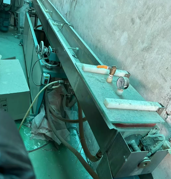 石家庄地区工厂处理PU管生产线全套设备