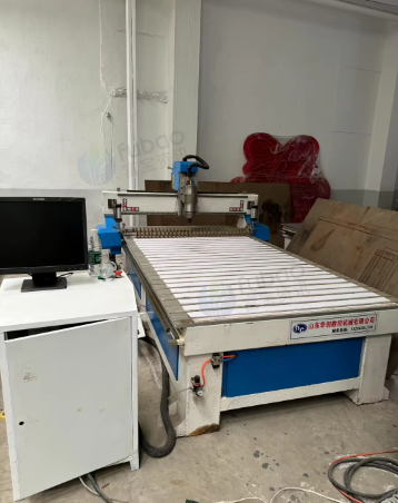 苏州地区工厂处理20公分不锈钢弯字机1台、机器➕螺杆机整套、5.5KW水冷主轴雕刻机1台