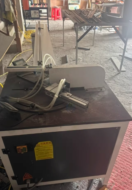 黔东南地区个人处理任意角度切角机