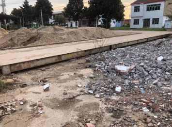 宜昌地区沙场处理30装载机 120吨地磅
