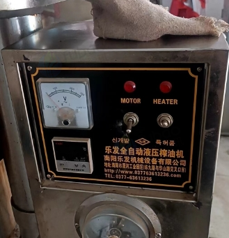 南阳地区工厂处理乐发全自动压榨油机