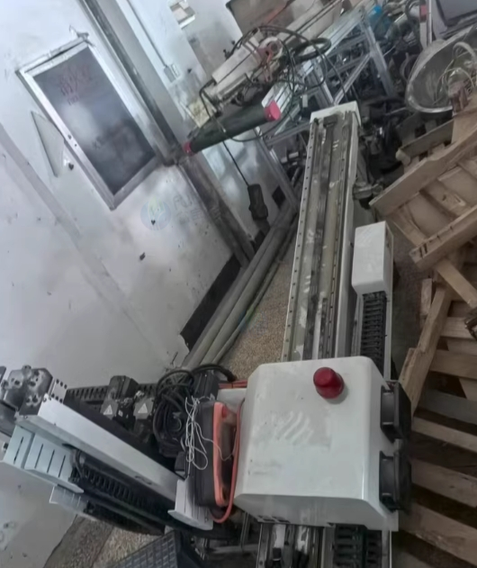 金华工厂结业出售机械手 温控箱 超声波 粉碎机等设备