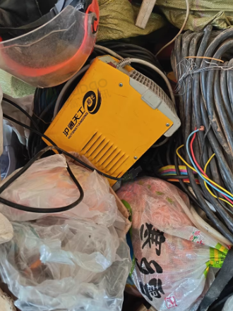 青岛地区处理电缆线 电锯 焊机 切割机 铁丝 电锤 手提切割机等工具