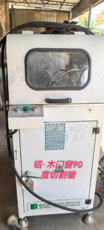 潍坊地区处理除尘设备 立式钻床 45度切割锯 90度切割锯 两用铣榫机  两用铣形机 四角液压组框机等金迈达铝木两用门窗设备