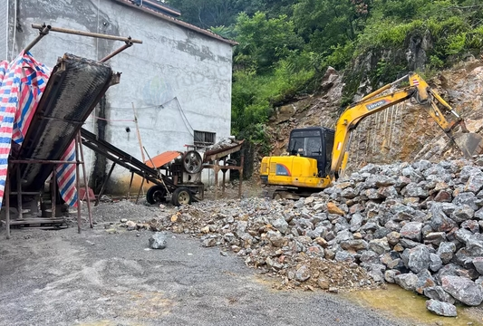 百色地区处理小型砂机、振动筛等制砂设备