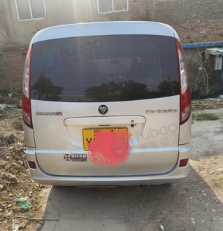 北京地区处理福田G5银灰色面包车