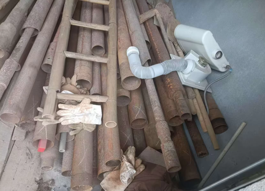 柳州地区工厂处理长探100型地质钻机2台