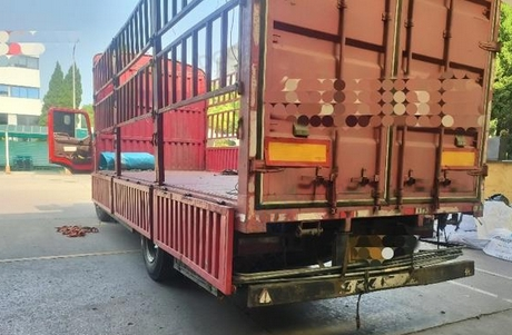 淄博地区处理6.8米高栏车