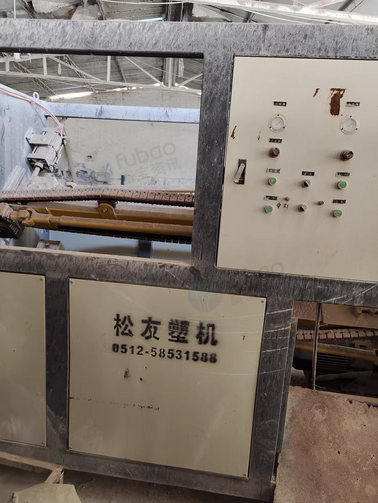 石家庄地区处理80双螺杆挤出机，315管牵引切割机