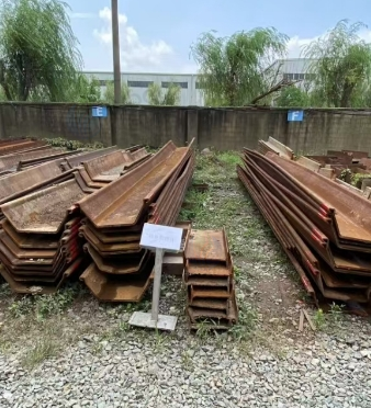 供应：200吨废钢