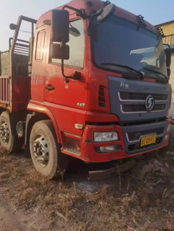 潍坊地区处理轩德X6前四后八自卸车