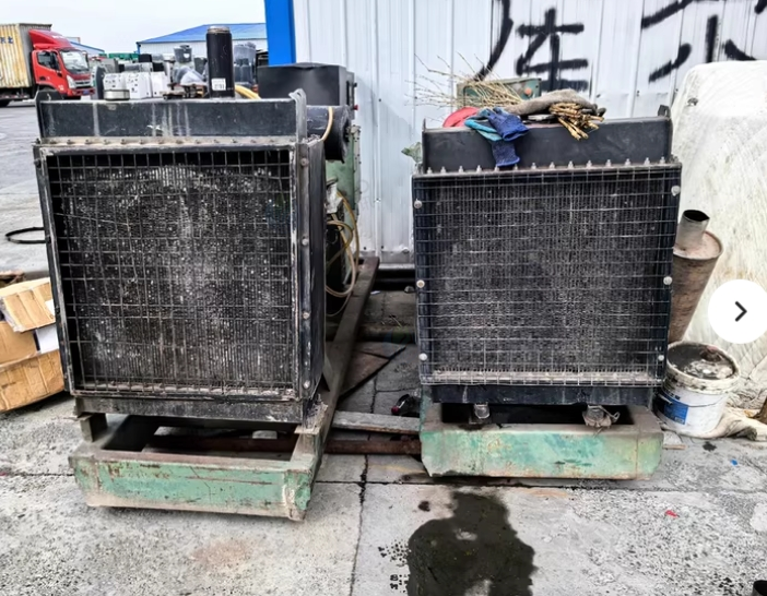 乌鲁木齐地区处理两台康明斯100千瓦发电机