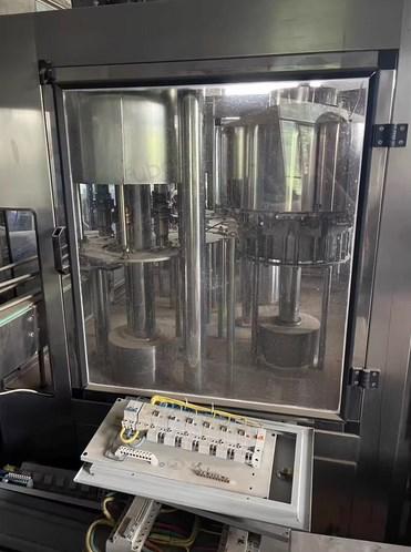 石家庄地区处理灌装机、套标机、膜包机、理瓶机、吹瓶机等全套流水线
