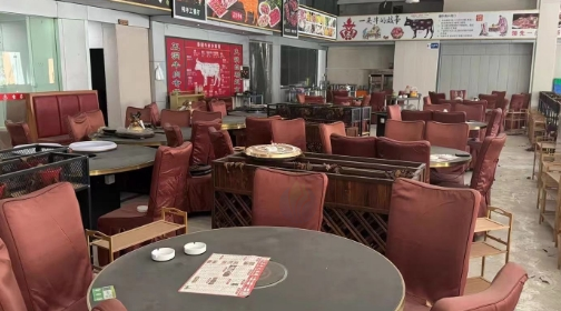 江门地区火锅店处理桌椅