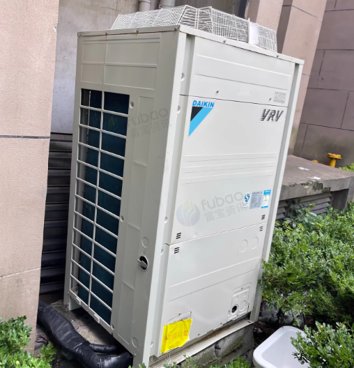 无锡地区处理大金12P一拖九中央空调