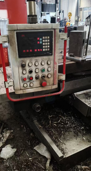 供应：卧室铣镗床、撕碎机