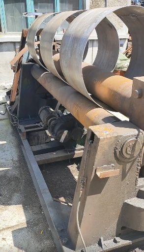 通化地区工厂处理全自动三辊卷板机