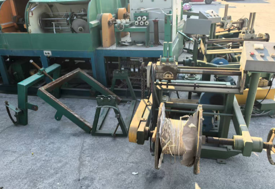 供应：2台电磁线包子机