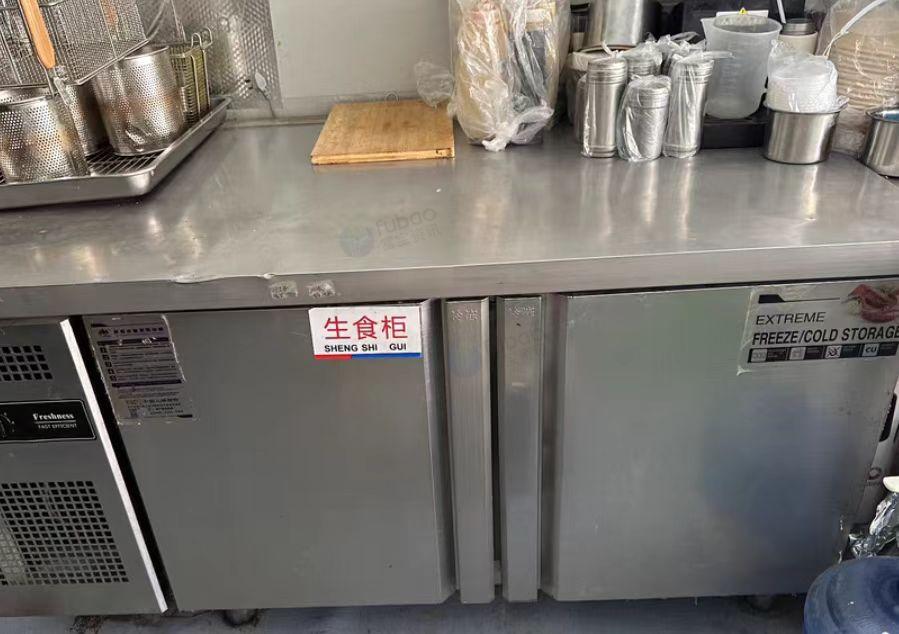 郑州地区处理收银机、保温柜、冷冻冰柜、饮料机、裹粉台、炸锅等炸鸡店设备
