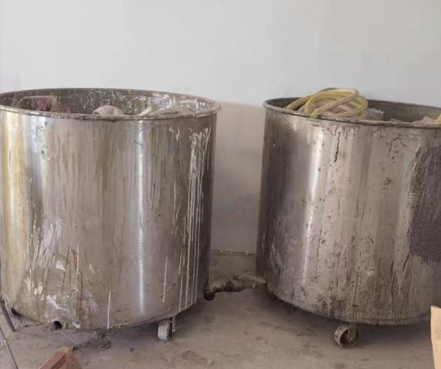 淮北地区处理三吨腻子搅拌机、空压机、分散机、搅拌罐等全套胶水制作设备