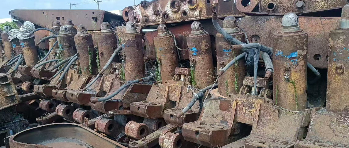 供应：13000吨废旧支架