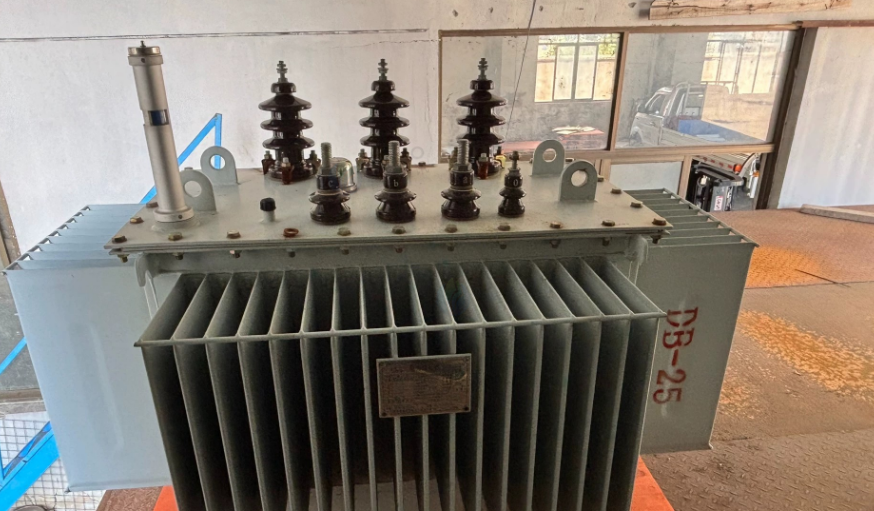 南通市地区工厂处理400KVA变压器