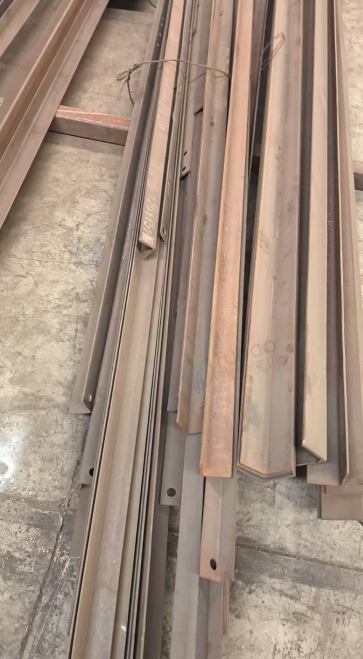 供应：一批角钢