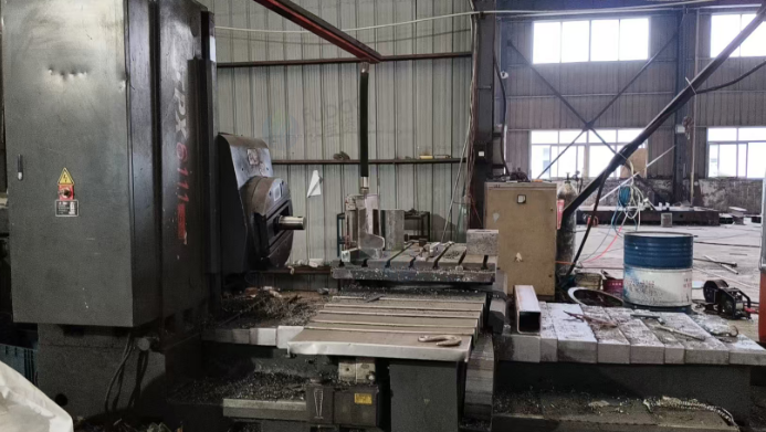 供应：卧室铣镗床、撕碎机