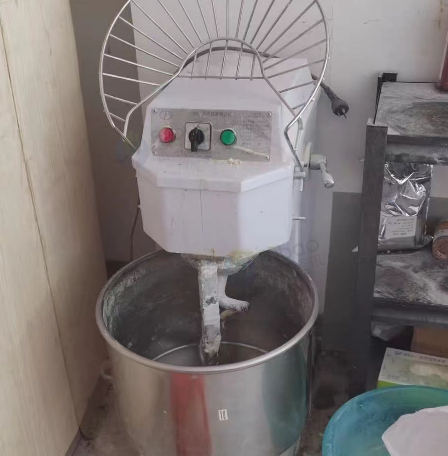 重庆地区自用处理力丰H30F立式双速和面机