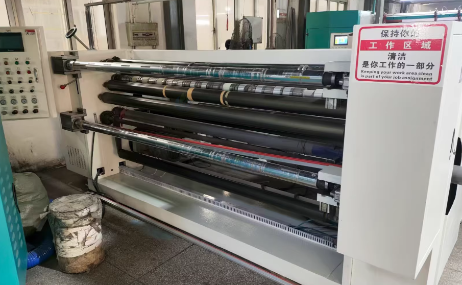 苏州地区工厂处理张家港产纸张/膜分切复卷机