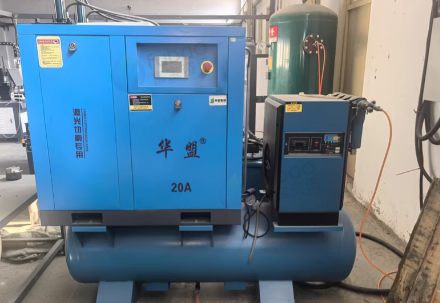 淄博地区工厂处理铣床 激光焊机 90KW空压机 2台制氮机 高压空压机 喷砂机 旋切机 砂带机等设备 