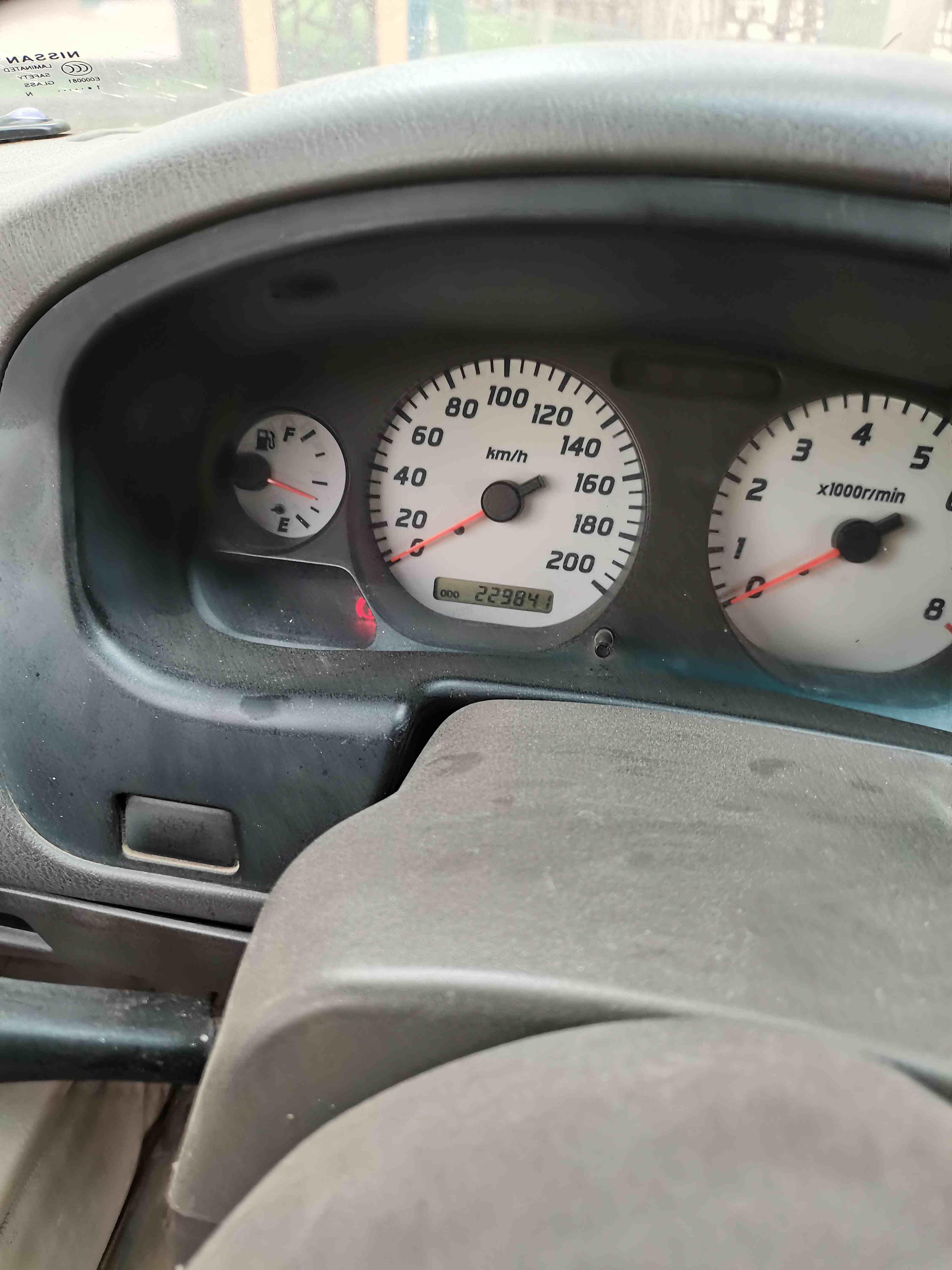 8月19日银川尼桑轻型普通货车（宁ACA187）转让公告