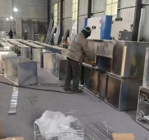 徐州地区工厂处理不锈钢橱柜加工厂整厂设备