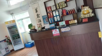 秦皇岛地区处理大量婚宴餐桌 餐椅 餐具 空调等配套酒店后厨设备