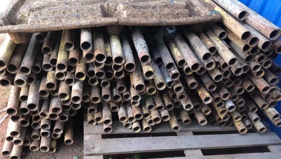 云浮地区处理大量6米排栅钢管