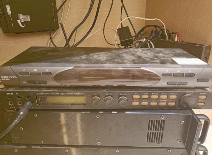 成都地区处理Etpro MA1200+MA2400功放25台、KTV包房音响设备一套