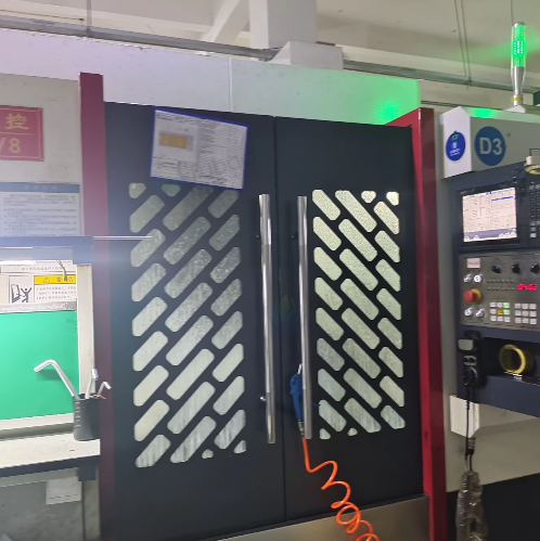 苏州地区工厂处理台信V8（856）加工中心2台