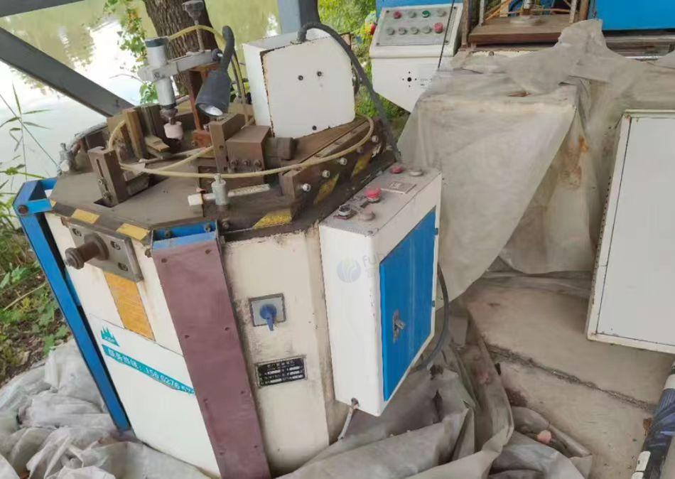 信阳地区闲置处理铝门窗精密切割锯、组角机