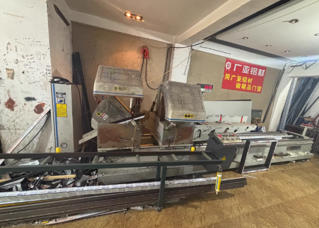 泰州地区工厂处理门窗设备全套
