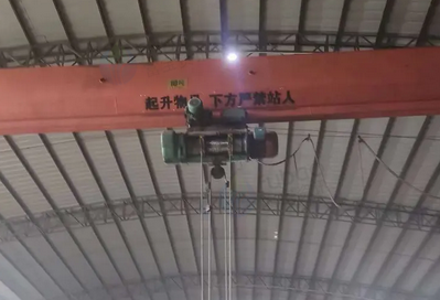 三亚地区工厂处理10t、5t、3t行吊5台