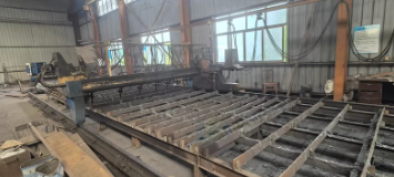淄博地区公司处理钢结构加工设备 箱型梁组立机 华远龙门电渣焊机
