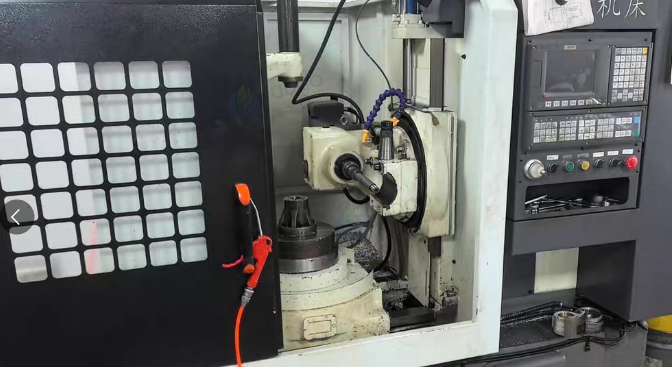 苏州地区工厂处理改装数控滚齿机