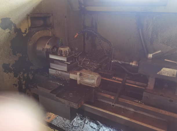 南通地区工厂处理数控车床3台