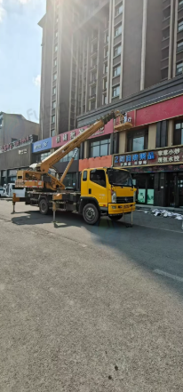 临沂地区处理18年福康12吨吊车