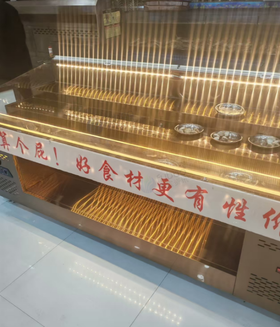 晋中地区店铺处理2.5米三阶梯展示柜、2.4米长双过滤双温海鲜缸、2.5米冰台展示柜、3.5米长冰台展示柜