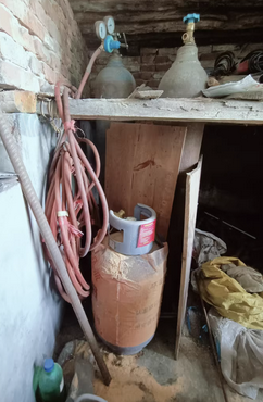 十堰地区处理切割机、焊机、砂轮机、两个氧气瓶等工具设备