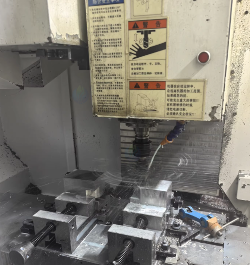 镇江地区工厂处理科迈特540钻攻机小立加机床