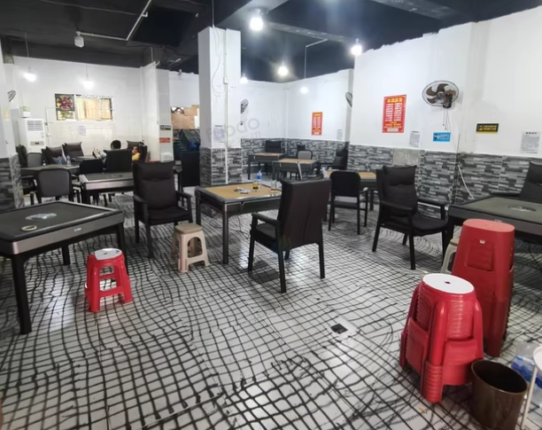 成都地区麻将馆处理麻将机10台、排风扇6个、壁扇6台、空调两台大三匹空调等