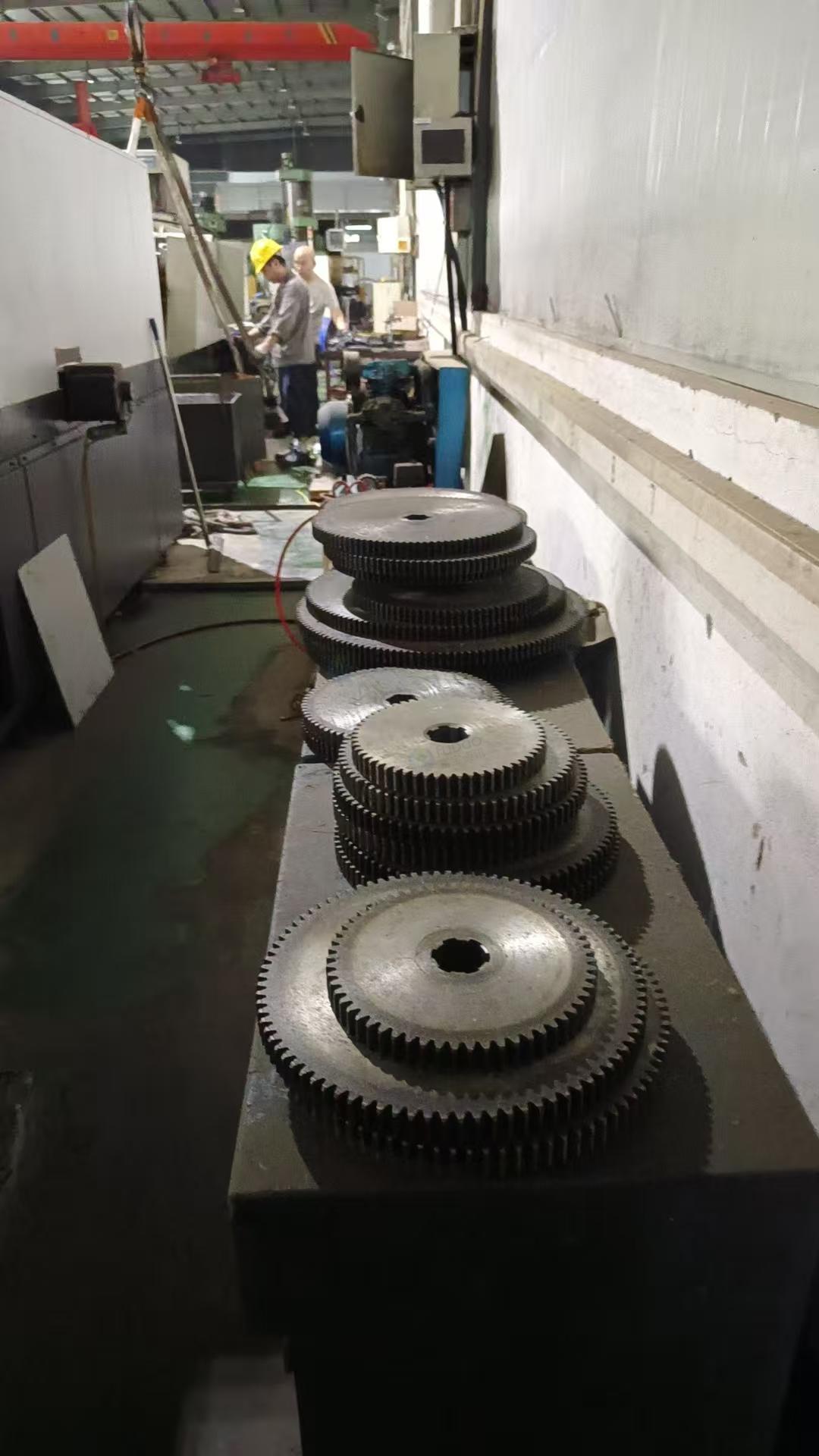 供应：单轴数控插齿机