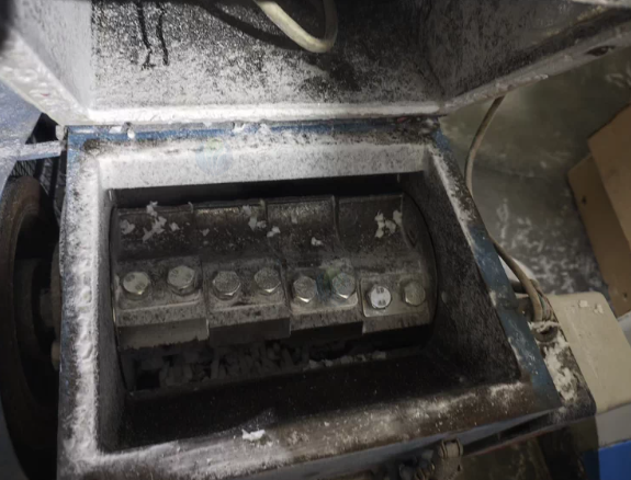 宁波地区处理3台粉碎机